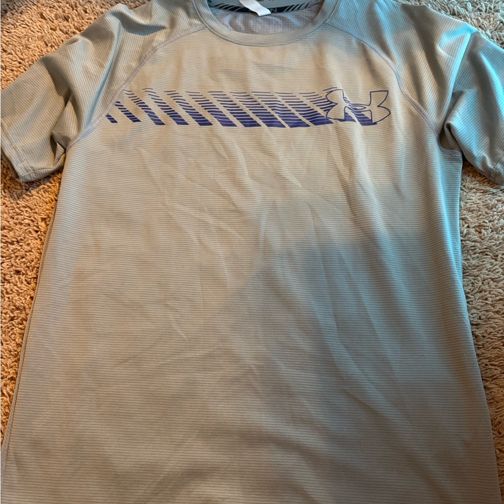 Under Armour Men's Light Gray Tee with Blue Logo